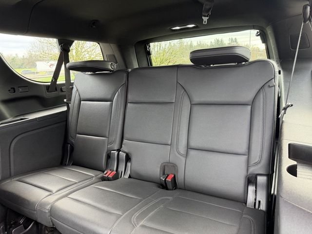 2022 Chevrolet Suburban LT - Photo 32