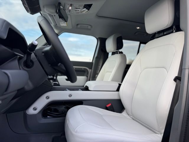 New 2026 Borasco Grey Land Rover X-Dynamic SE image 14