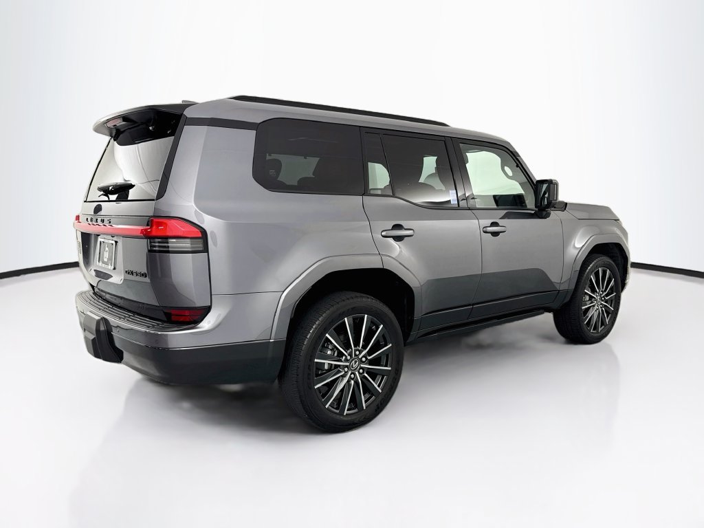 Used 2026 Gray Lexus 550 Luxury+ image 5