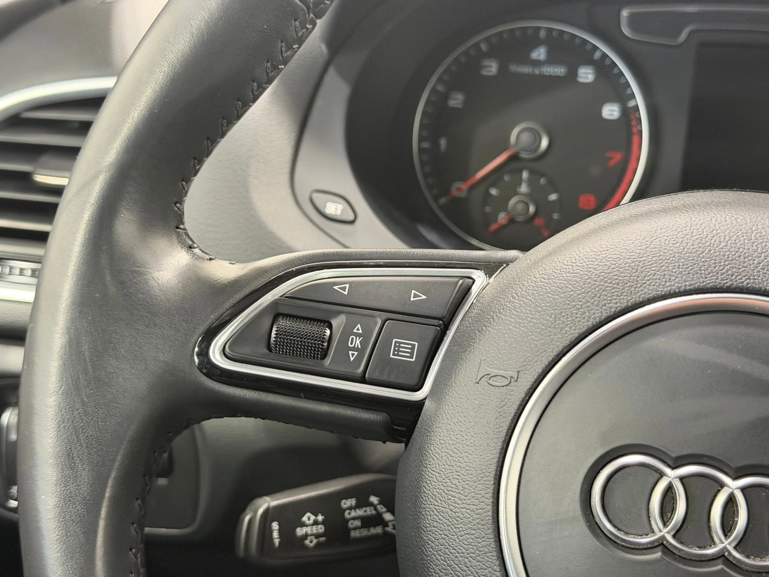 Used 2018 White Audi 2.0T Premium image 37