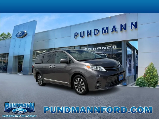 2018 Toyota Sienna XLE
