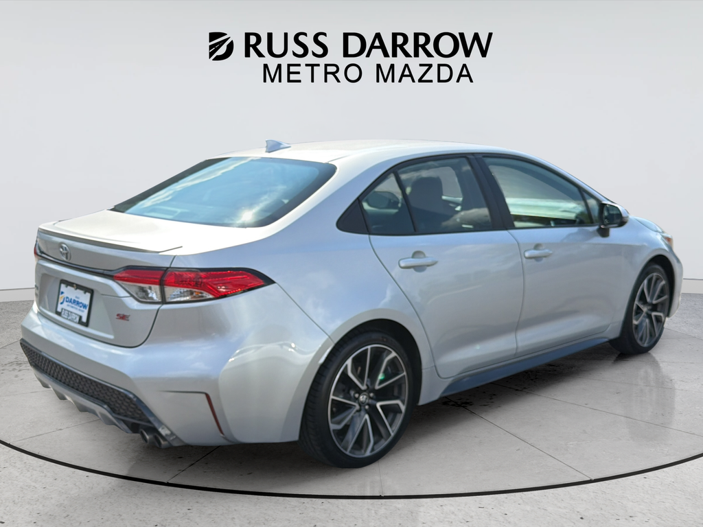 Used 2020 Silver Toyota SE image 5