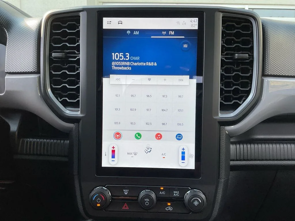 Used 2025 Blue Ford XL image 20