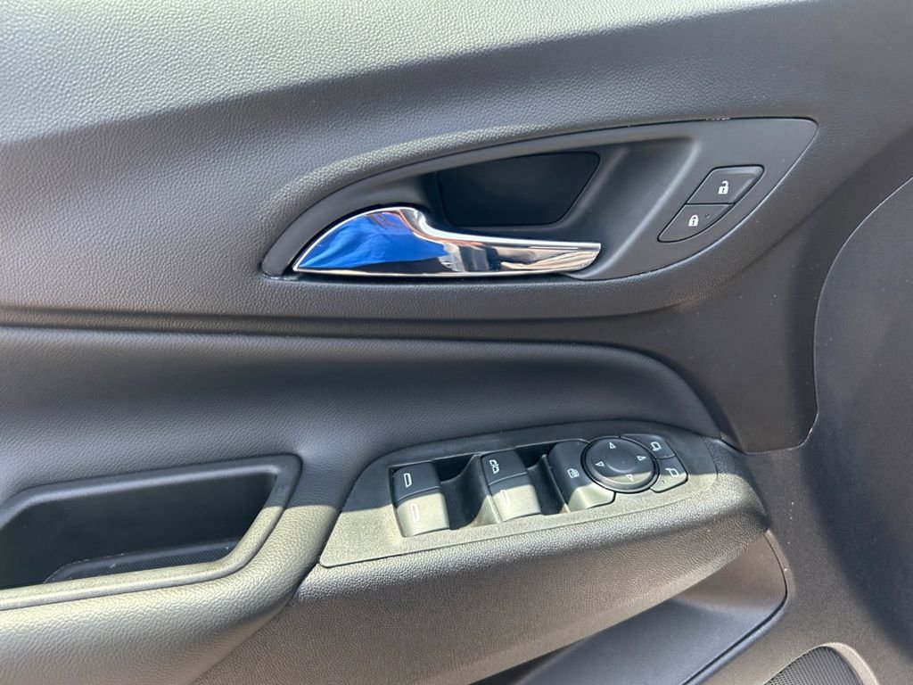 Used 2021 Silver Chevrolet LT image 29