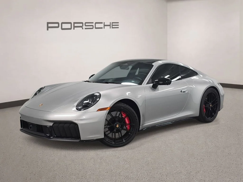 2026 Porsche 911 Carrera 4 GTS Coupe's photo