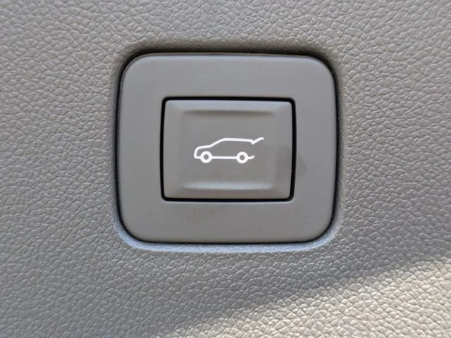New 2026 Ebony Twilight Metallic Buick Preferred image 14
