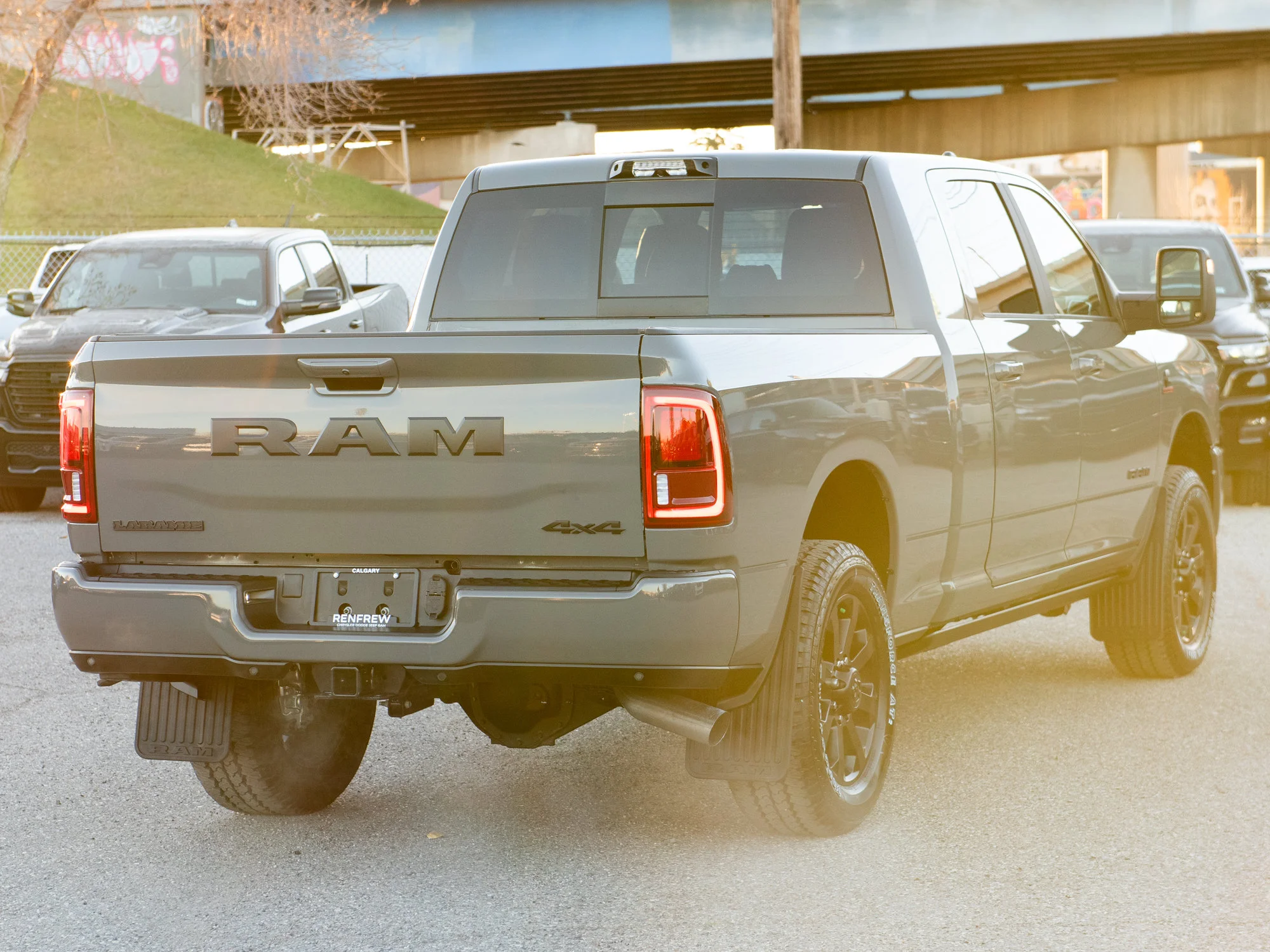 New 2027 Grey RAM Laramie Night* Mega Cab 4x4, Sunroof, Level 2 Equip Group, Harman/Kardon image 10