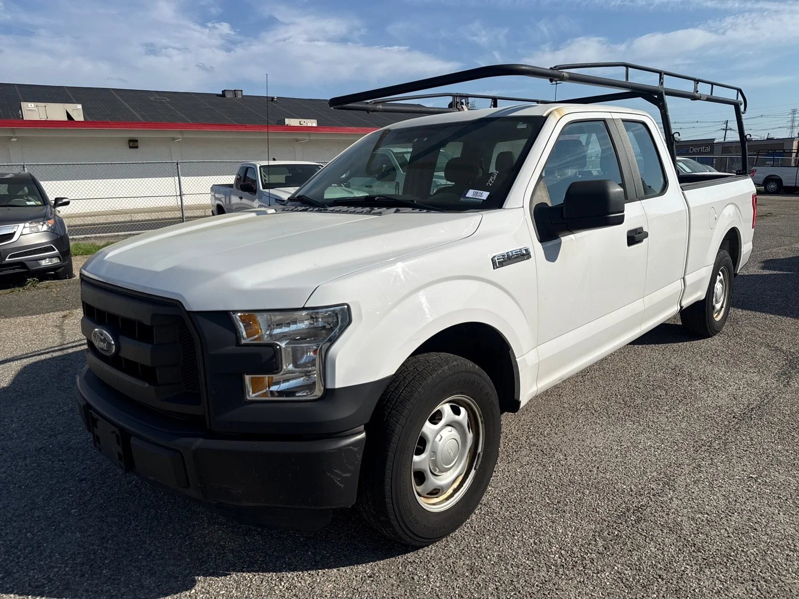 Used 2016 Oxford White Ford XL 2wd super cab 145