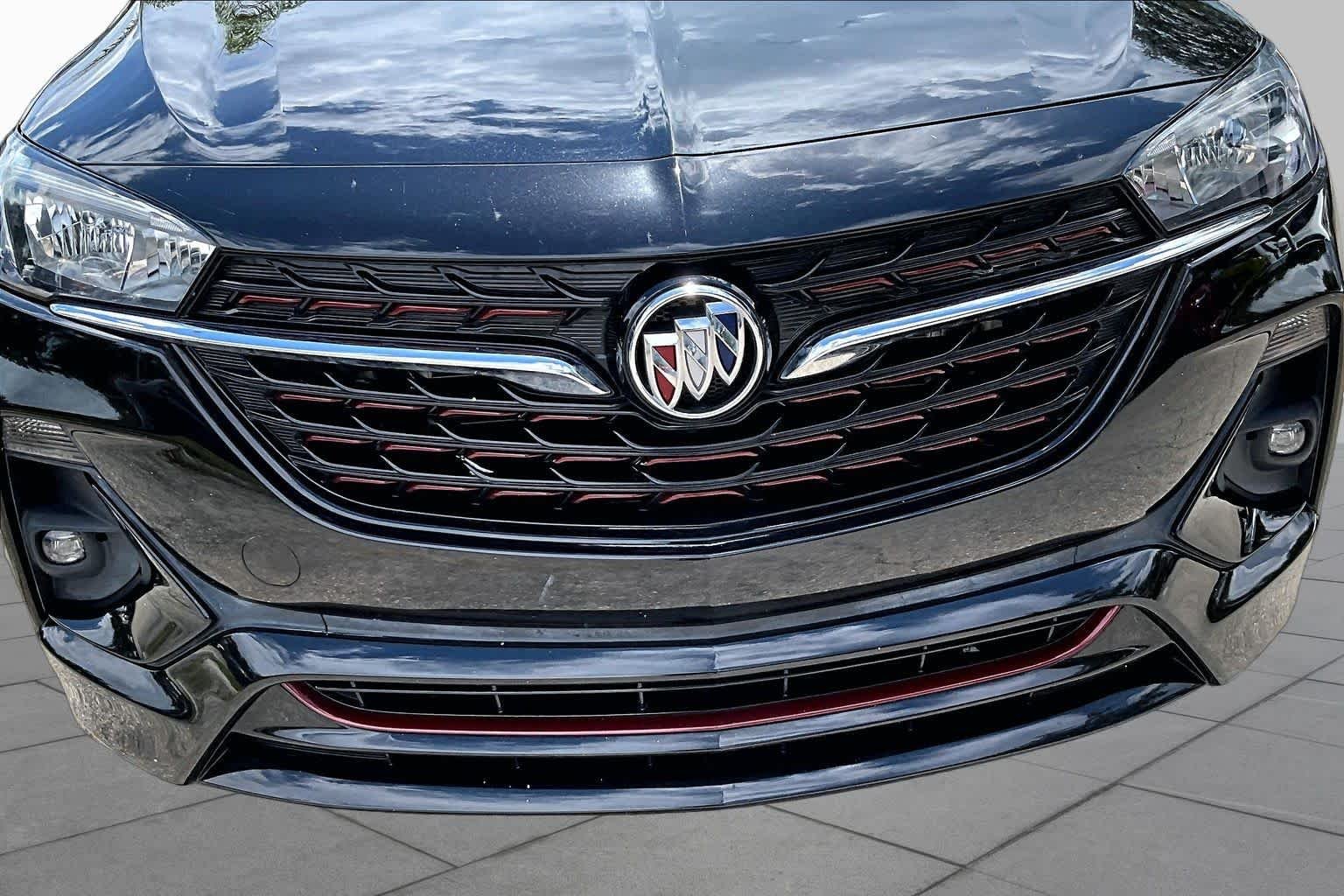 Used 2023 Ebony Twilight Metallic Buick Select image 29
