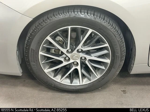 Used 2016 Silver Lexus 350 image 10