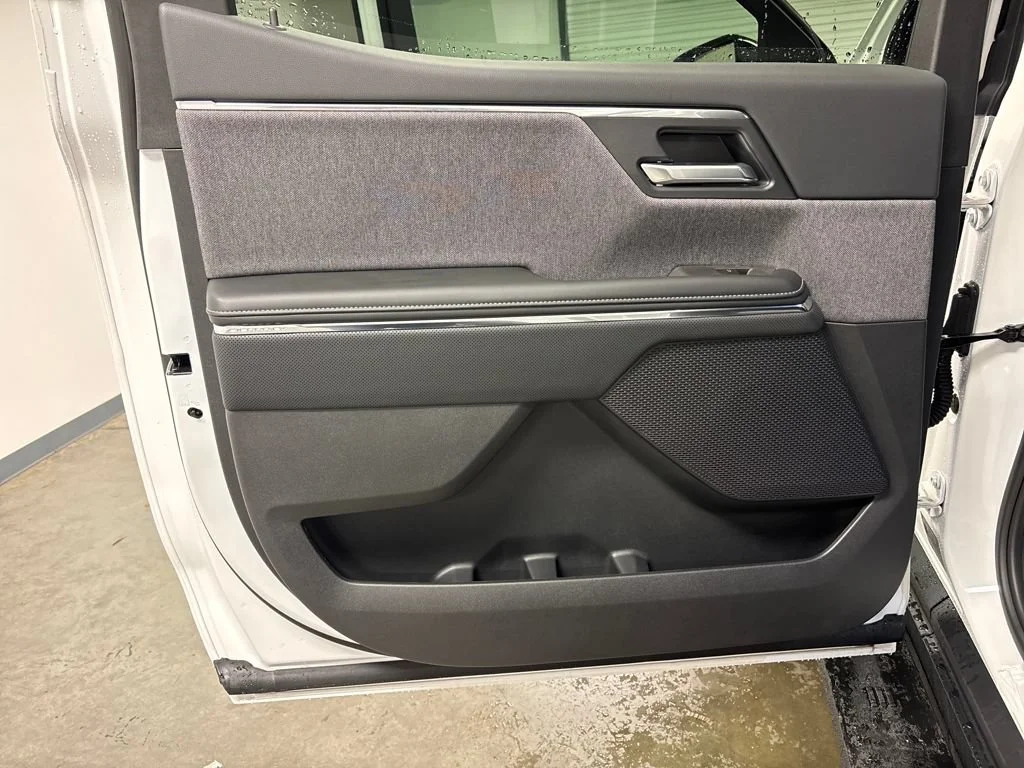2026 GMC Sierra EV Elevation - Photo 38