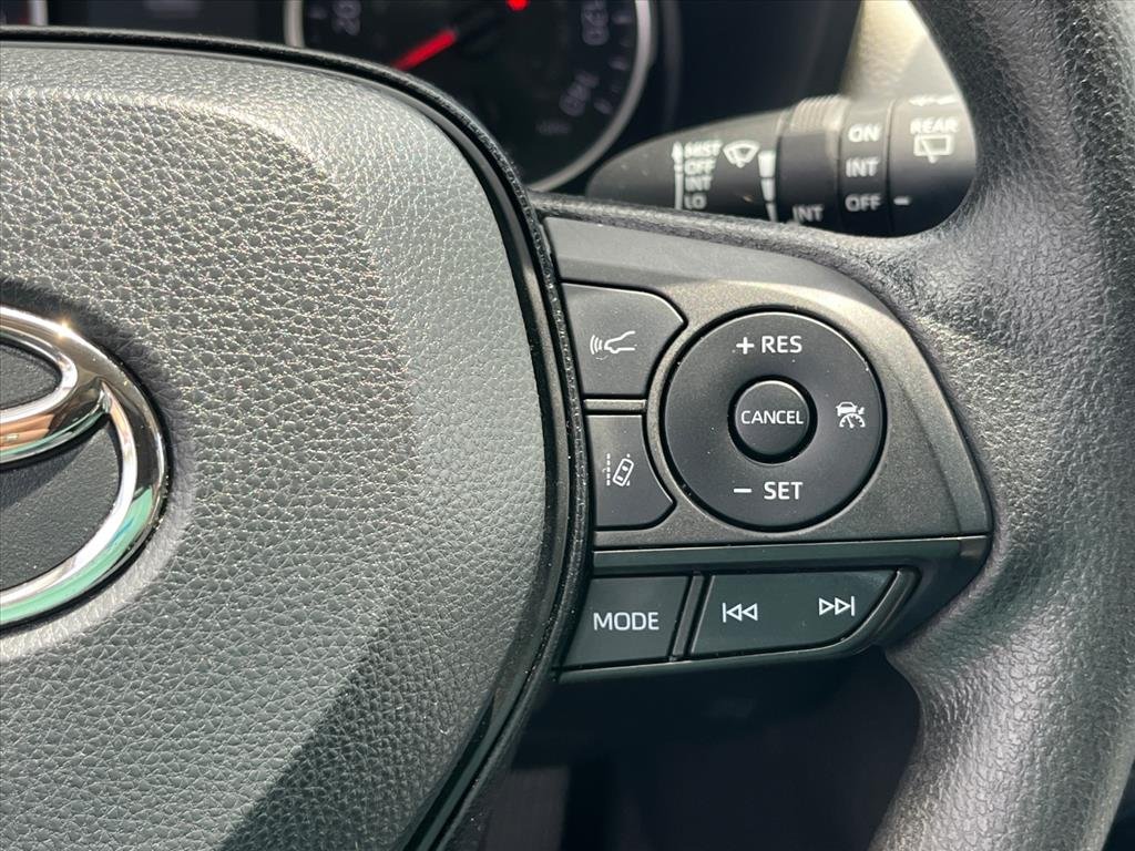 Used 2022 Magnetic Gray Metallic Toyota XLE image 18
