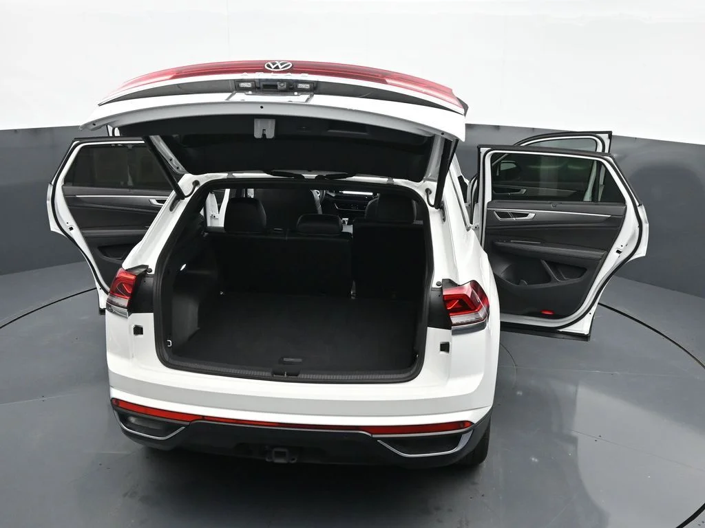 2025 Volkswagen Atlas Cross Sport SE w/Tech - Photo 44