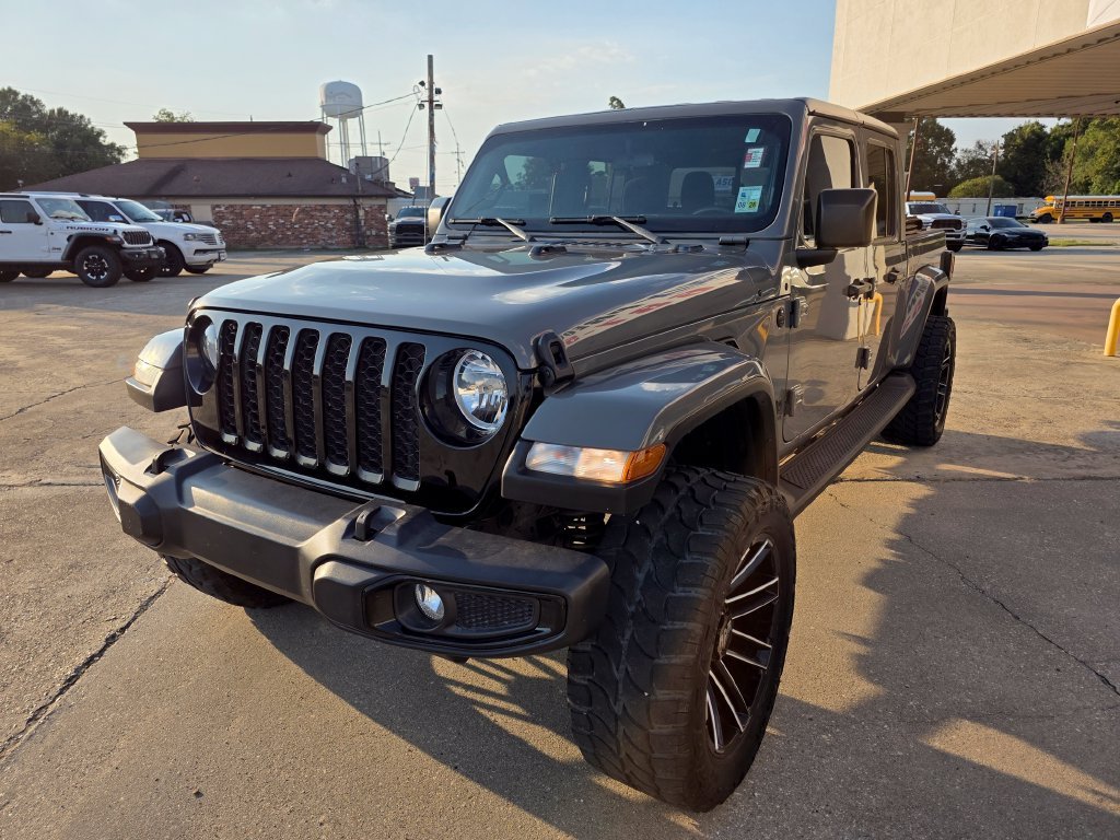 Used 2021 Gray Jeep Willys image 5