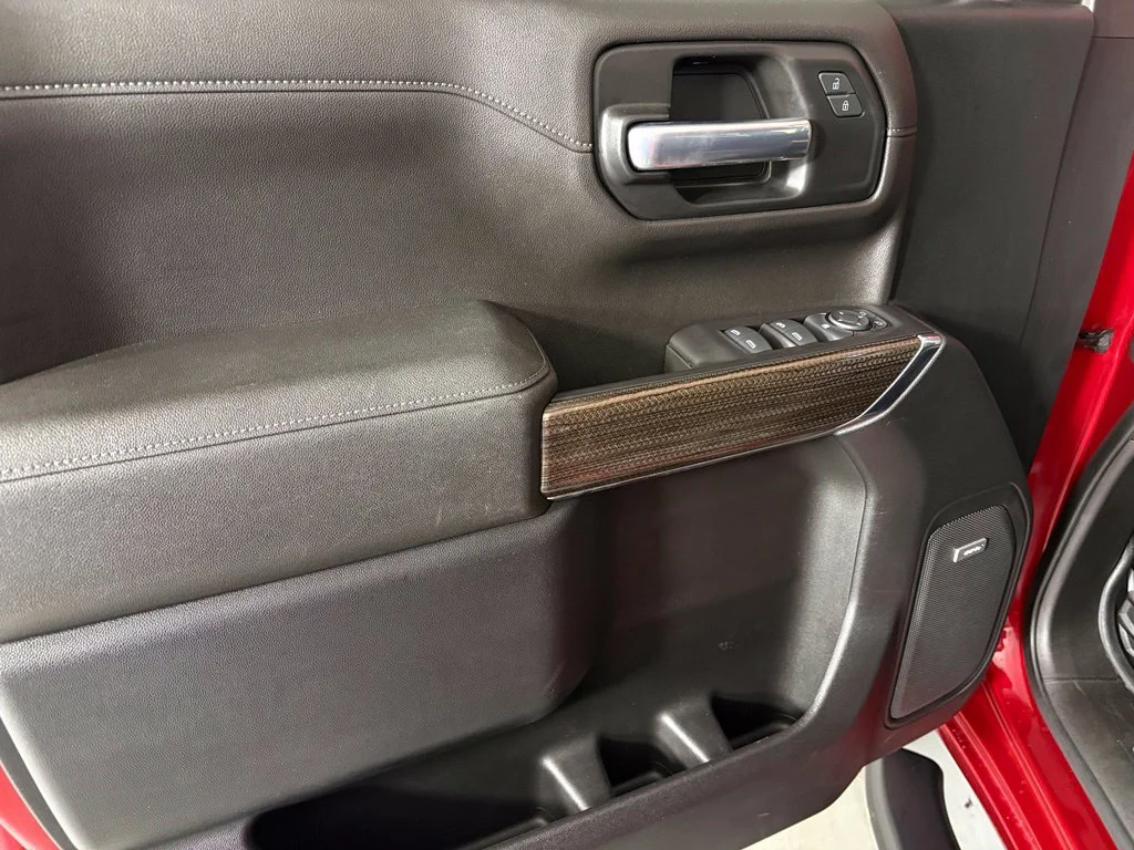Used 2021 Red Chevrolet LT Trail Boss image 17