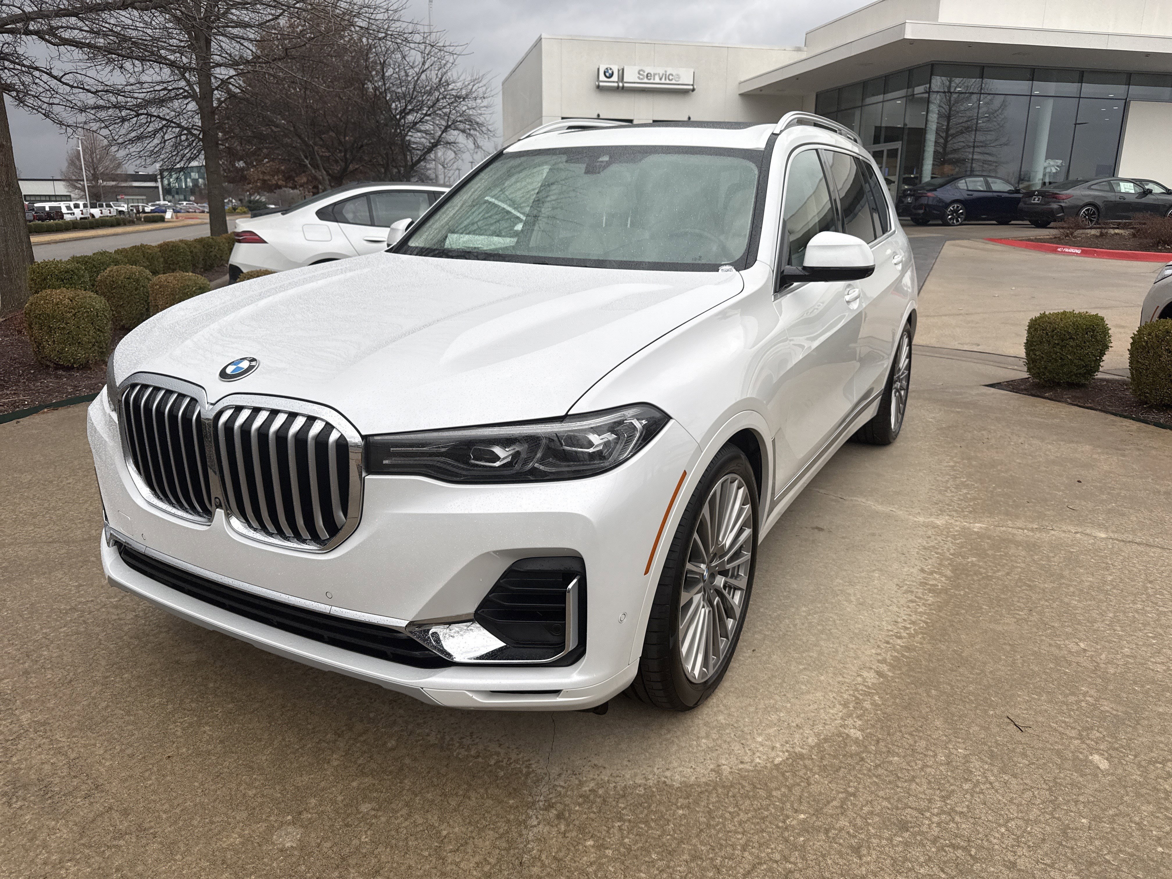 2022 BMW X7 40i