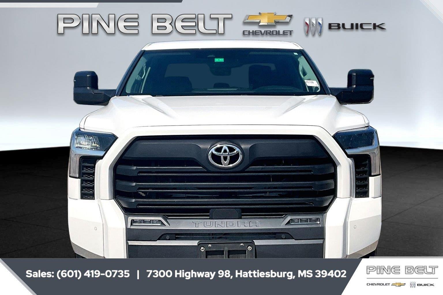 Used 2023 White Toyota SR5 image 3