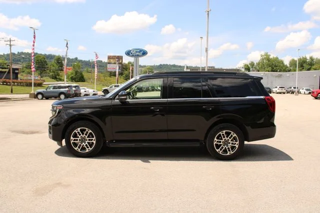 Used 2025 Black Ford Active image 4