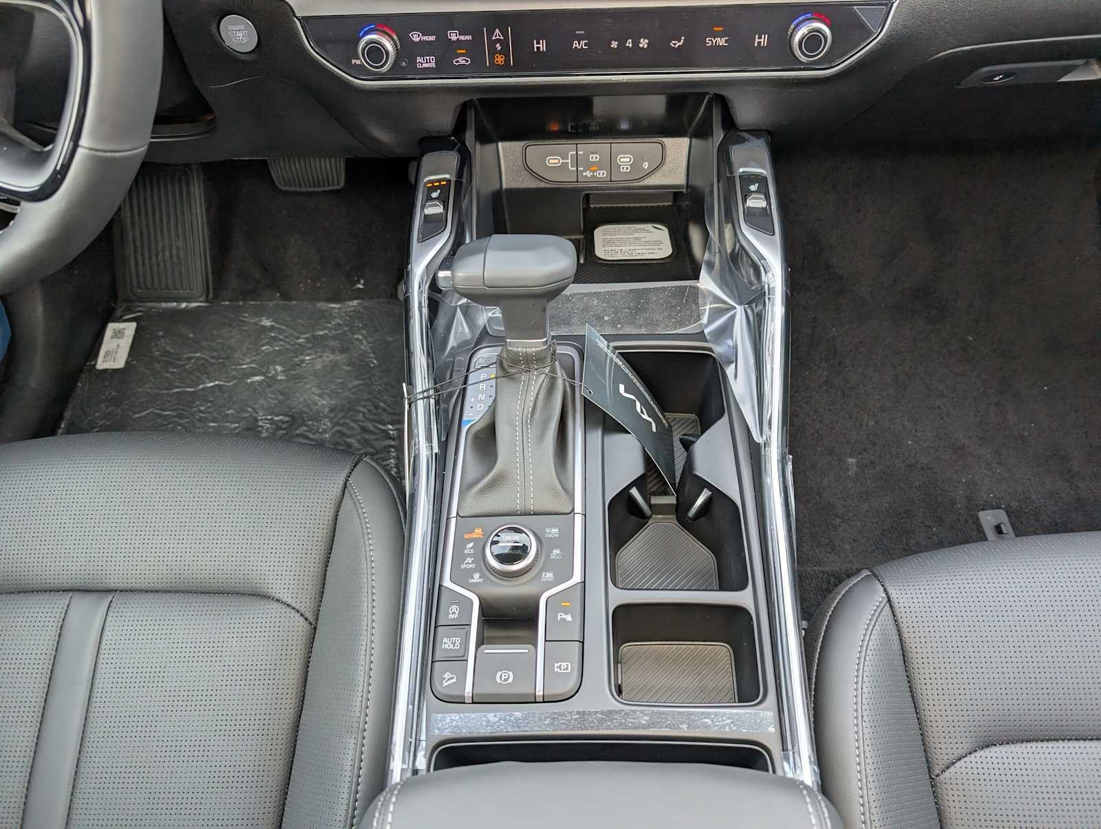 2026 Kia Sorento S - Photo 12