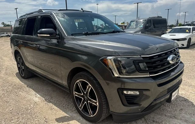 Used 2019 Gray Ford Limited image 3