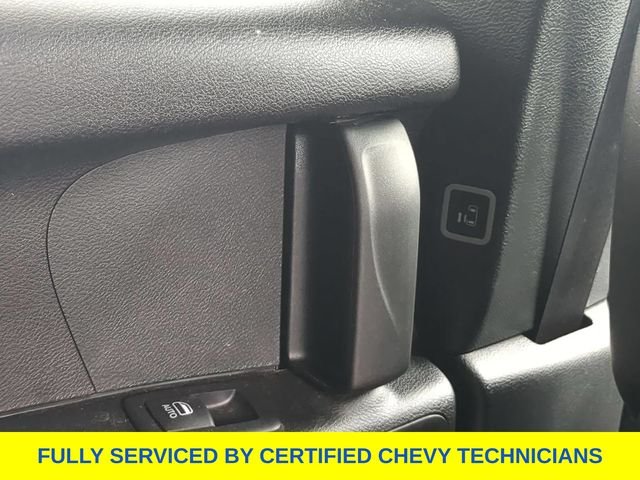 Used 2025 White Chrysler Limited image 38
