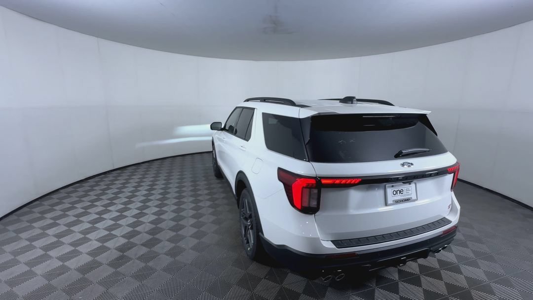 New 2026 Star White Metallic Tri-Coat Ford ST image 7