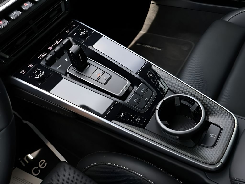 Used 2022 GT Silver Metallic Porsche Turbo S image 24