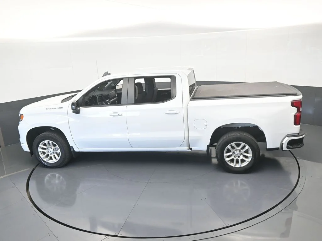 Used 2023 Summit White Chevrolet RST image 48