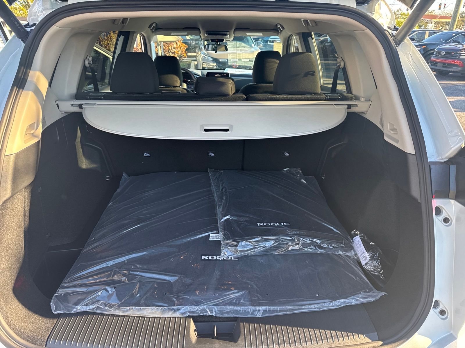 New 2026 Nissan Rogue SV 4D Sport Utility