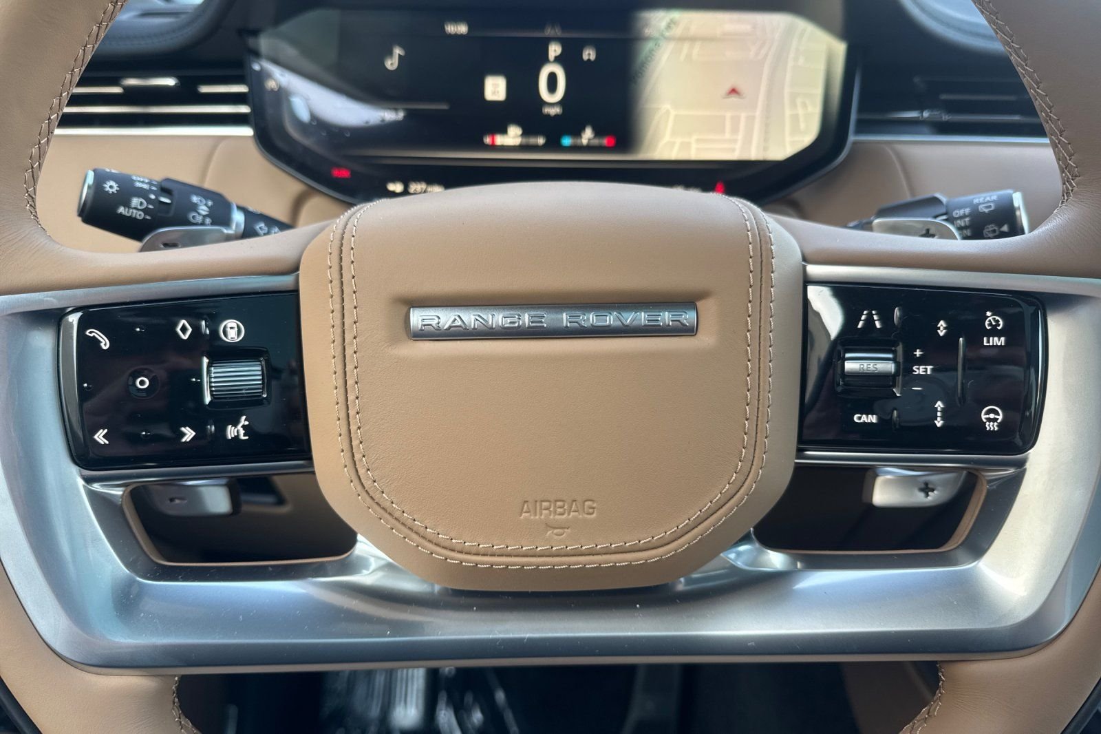 New 2026 Belgravia Green Land Rover SE image 27