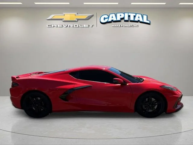 Used 2021 TORCH RED Chevrolet 2LT image 6