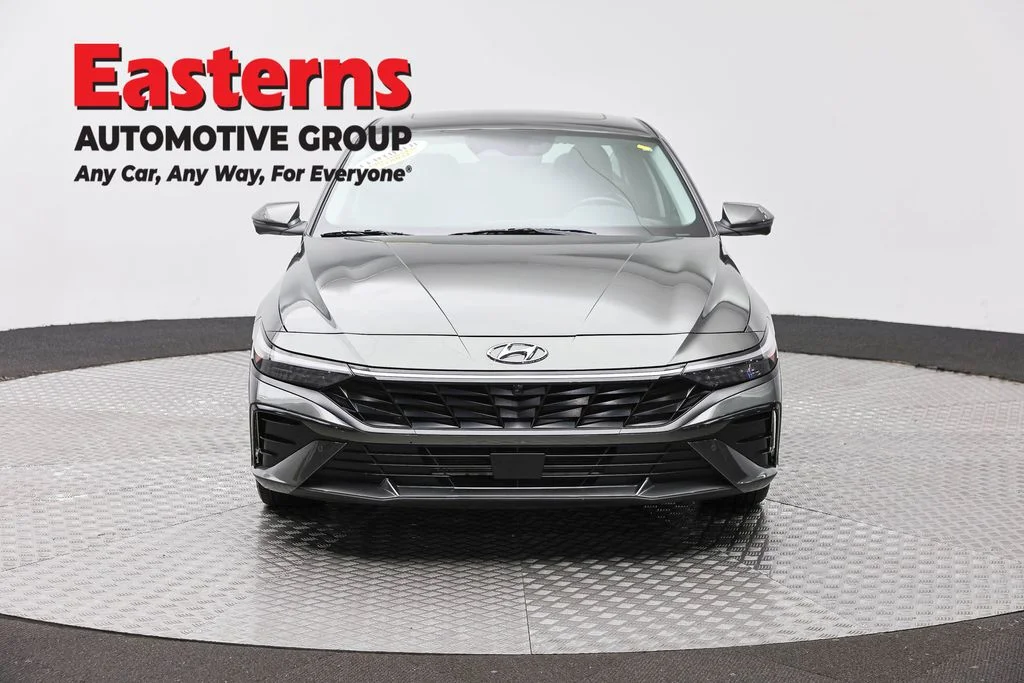 Used 2024 Gray Hyundai Limited image 2
