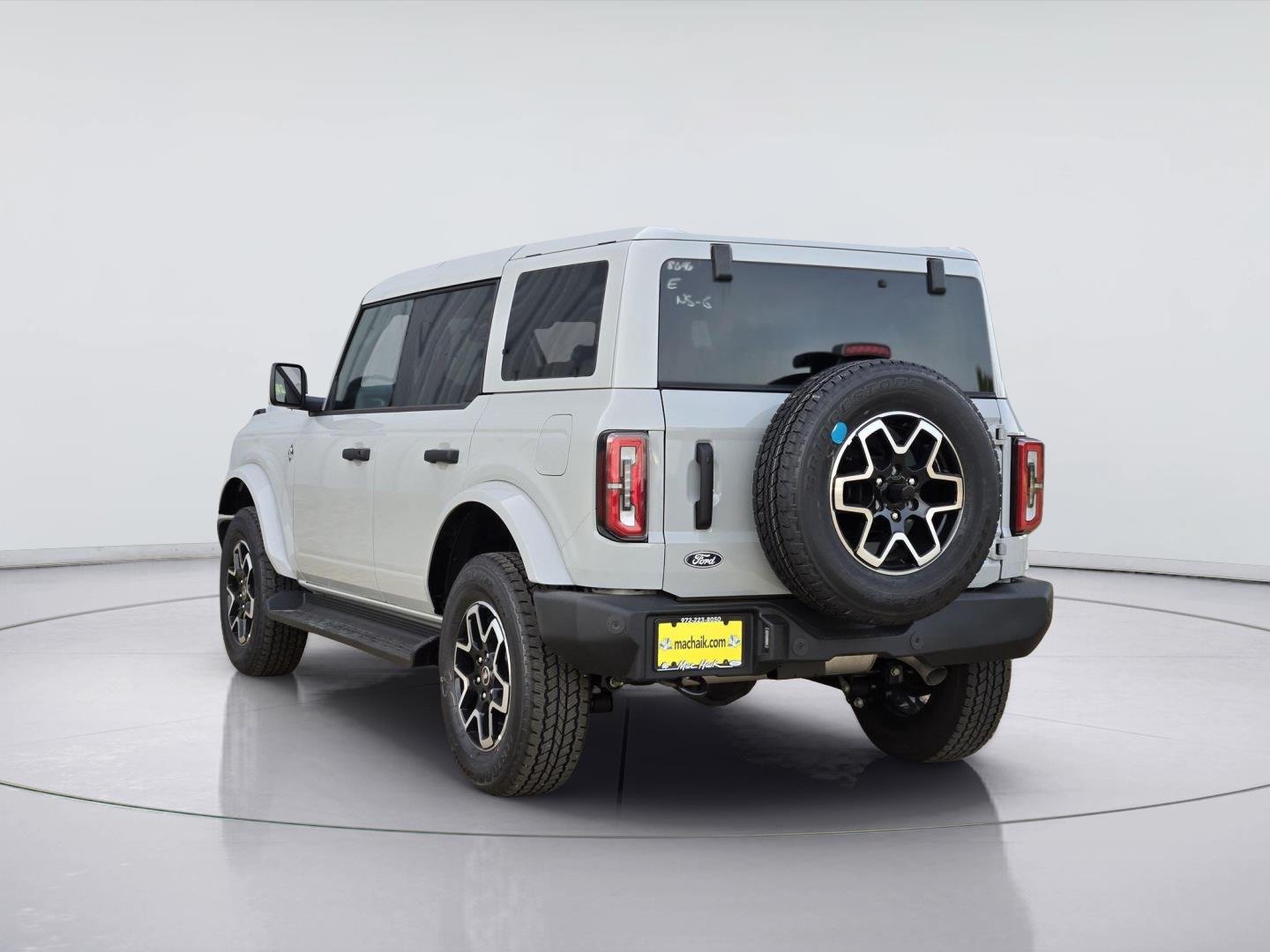 New 2026 Avalanche Gray Ford Outer Banks® image 3