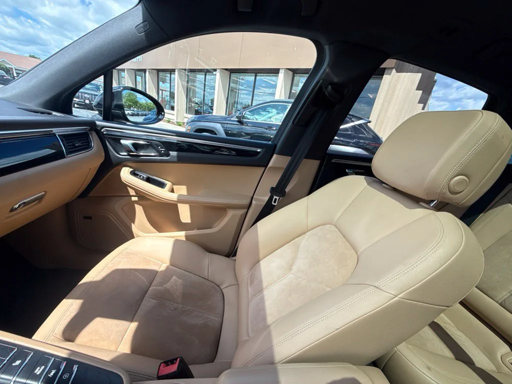 Used 2017 Black Porsche Base image 25