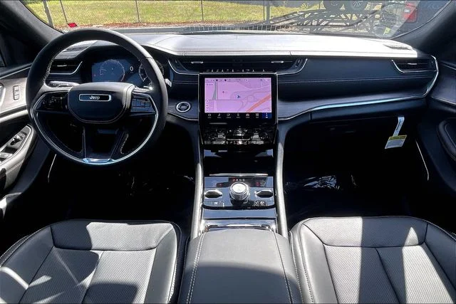 2025 Jeep Grand Cherokee L Overland - Photo 6