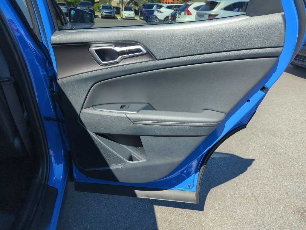 New 2027 Nebular Blue Kia EX image 31