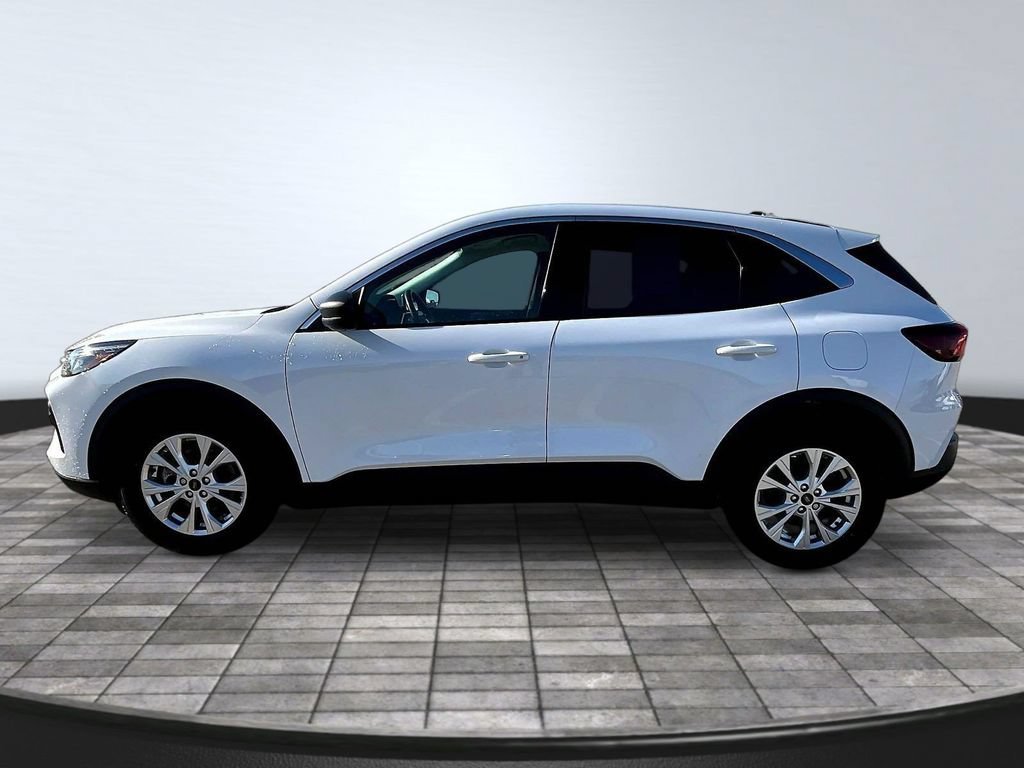 2023 Ford Escape 4