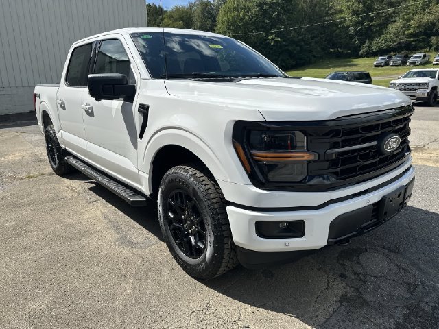 New 2026 Oxford White Ford XLT image 18