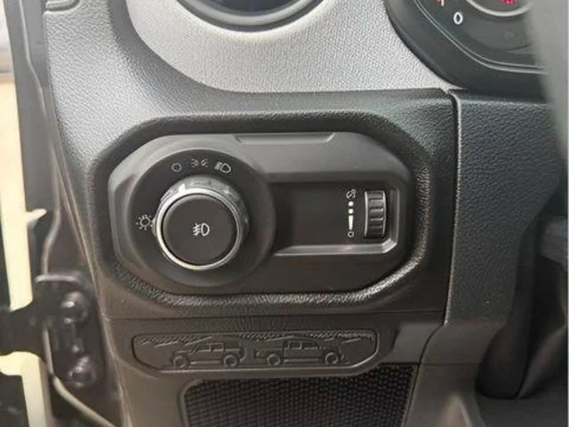 New 2026 Anvil Clearcoat Jeep Sport S image 18