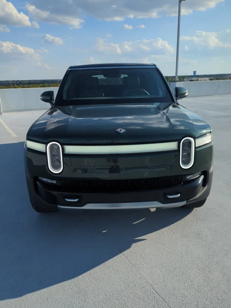 Used 2023 Rivian R1S Adventure with VIN 7PDSGABA2PN004489 for sale in Austin, TX