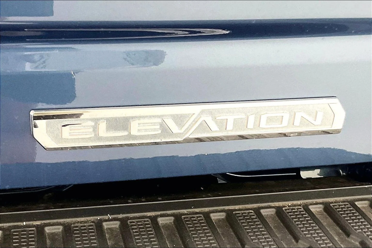 New 2026 Downpour Metallic GMC Elevation image 16