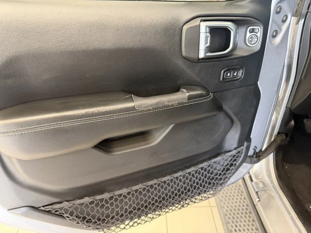 Used 2018 Silver Jeep Unlimited Sahara image 26