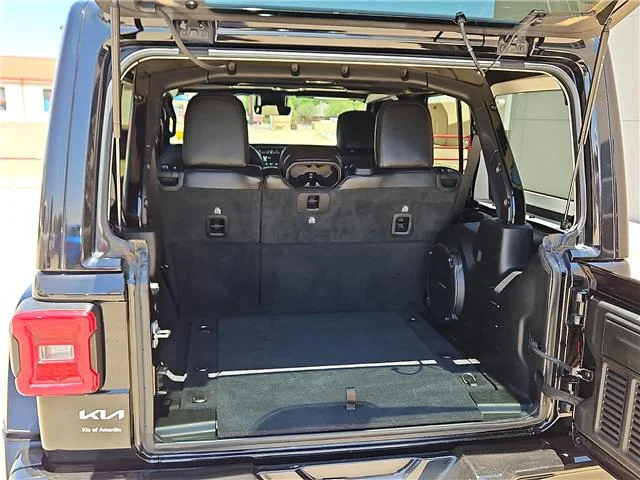 Used 2021 Black Jeep High Altitude 4x4 image 6