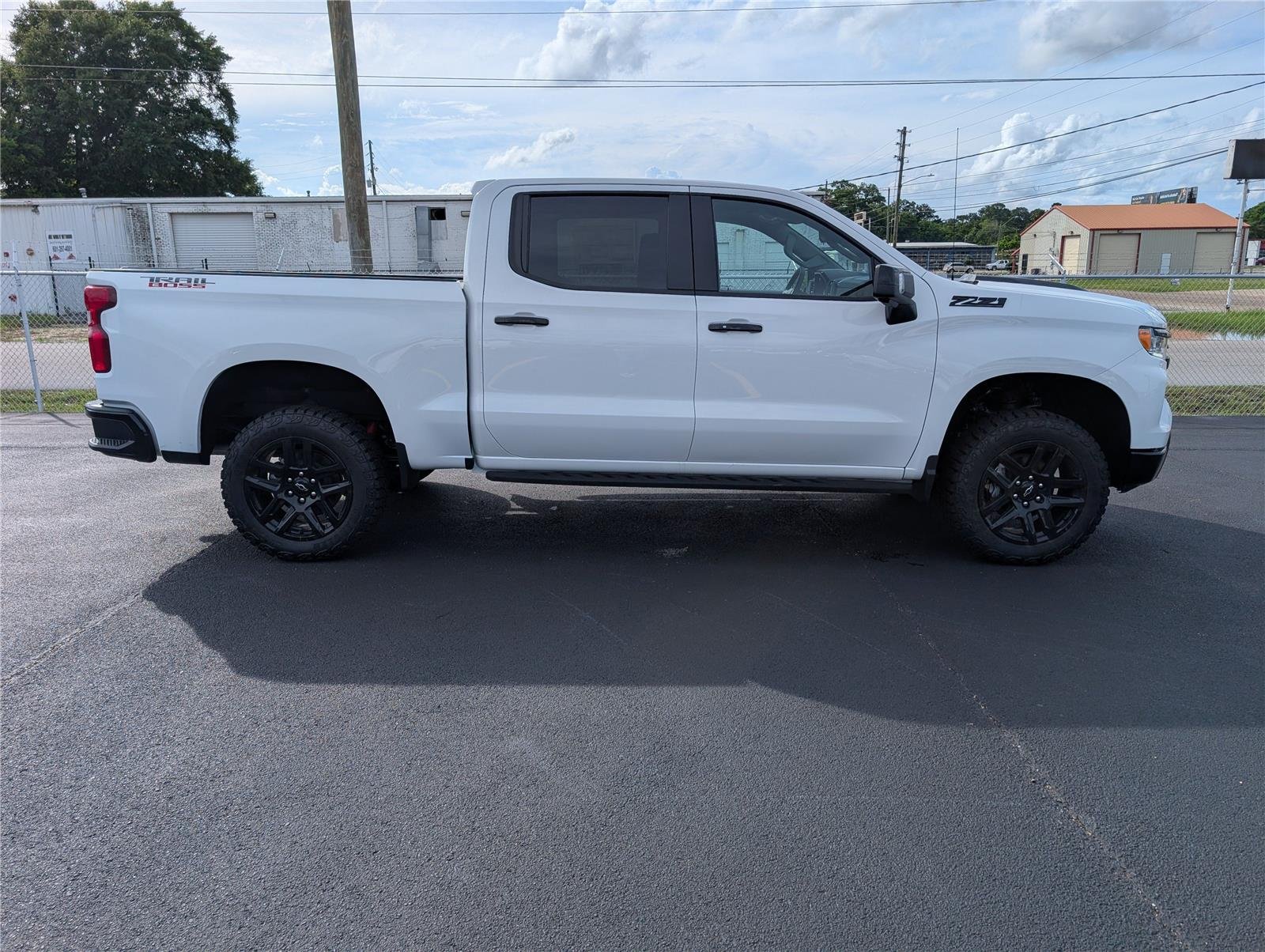 New 2026 Summit White Chevrolet LT Trail Boss image 10