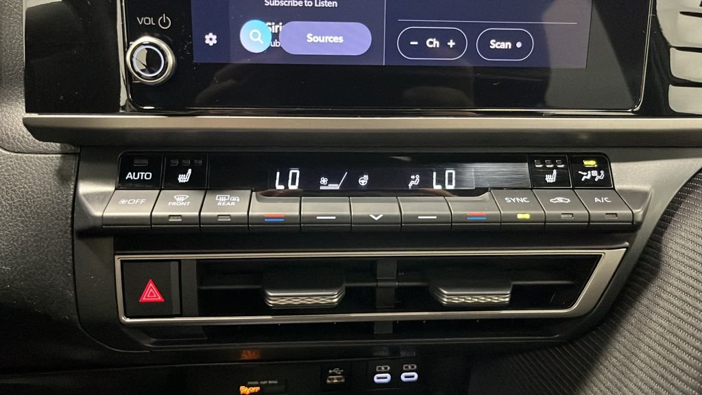Used 2025 Underground Toyota SE image 17