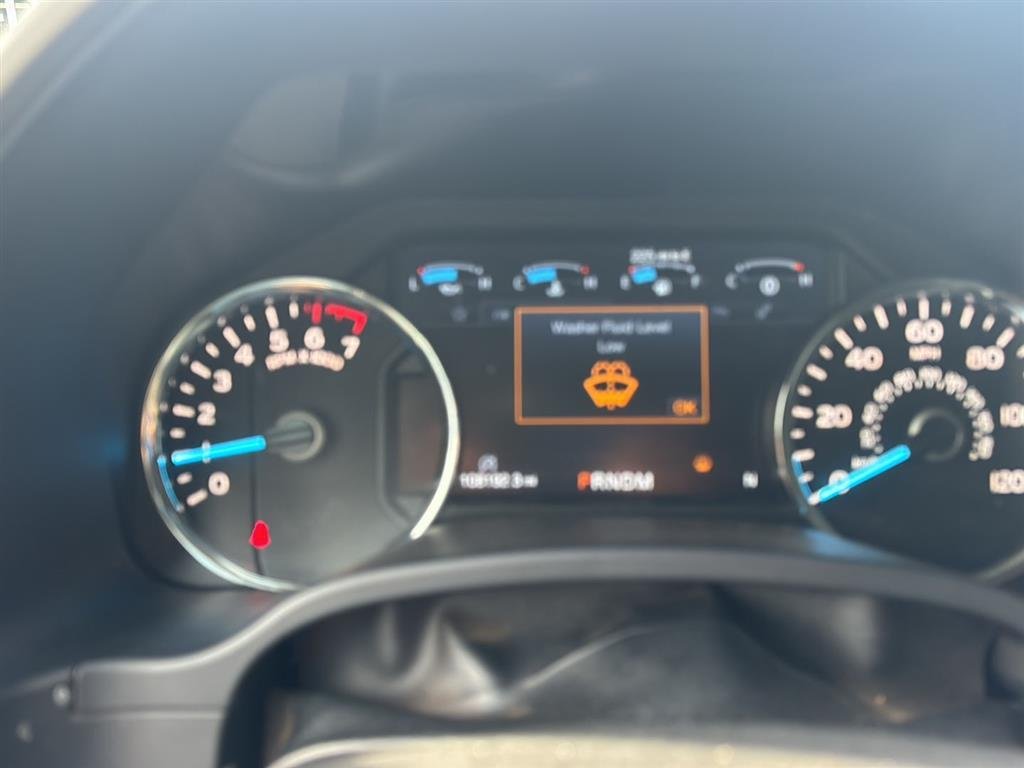Used 2019 Blue Jeans FORD LARIAT image 13