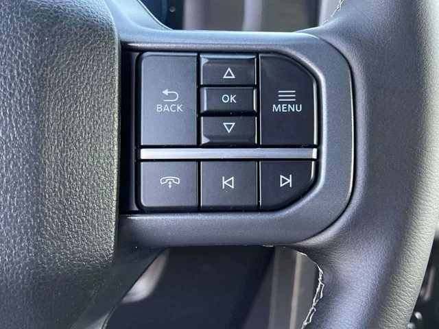 New 2026 Iconic Silver Metallic Ford XLT image 15