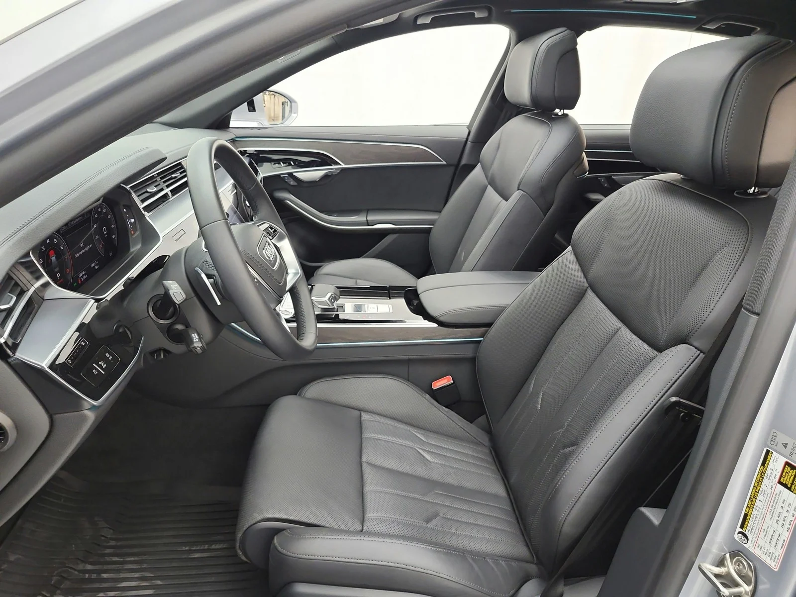 Used 2023 Florett Silver Metallic Audi L 55 TFSI quattro image 15