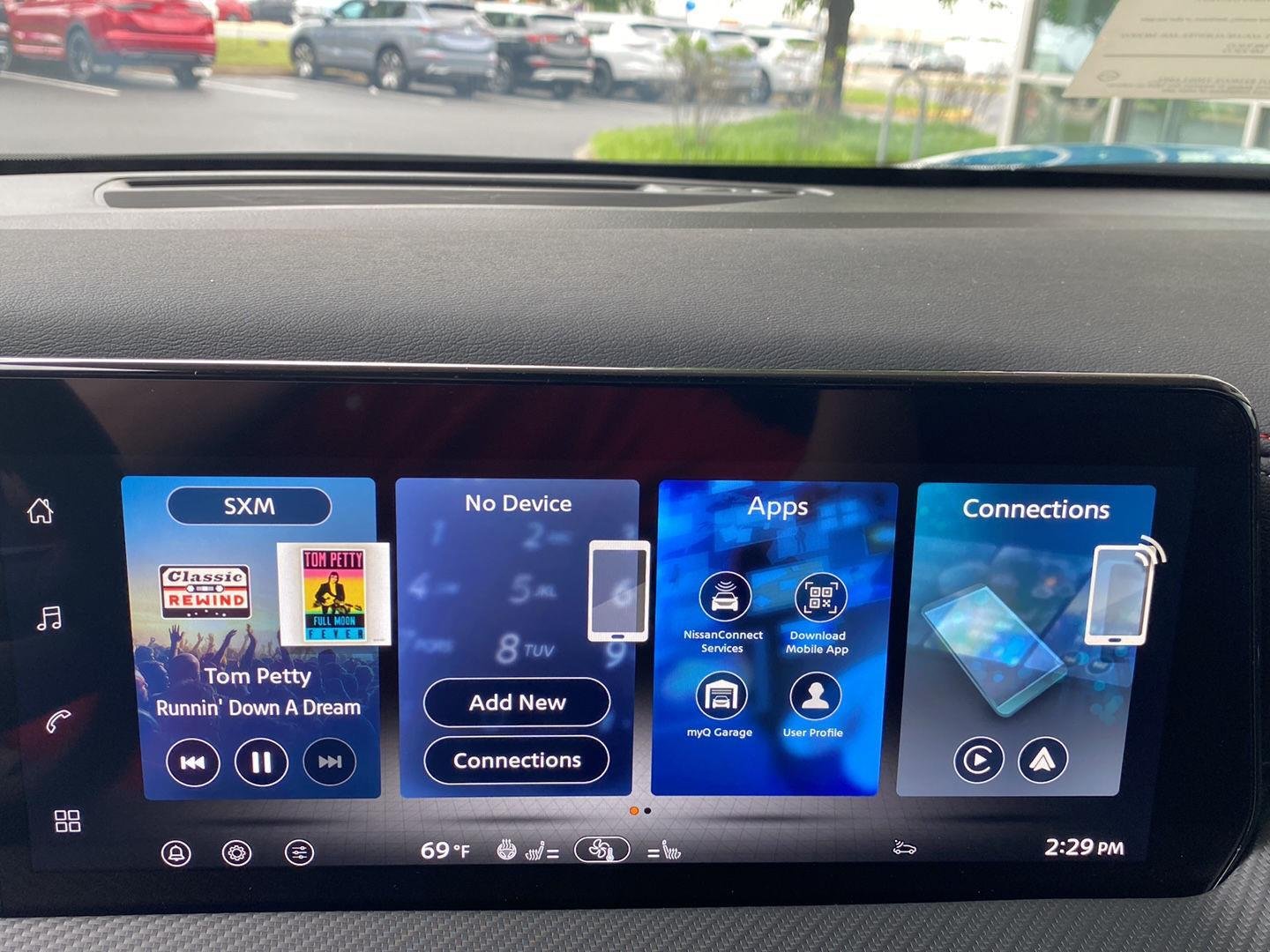 New 2026 Arctic Ice Blue Metallic / Super Black Two-tone Nissan SR image 26