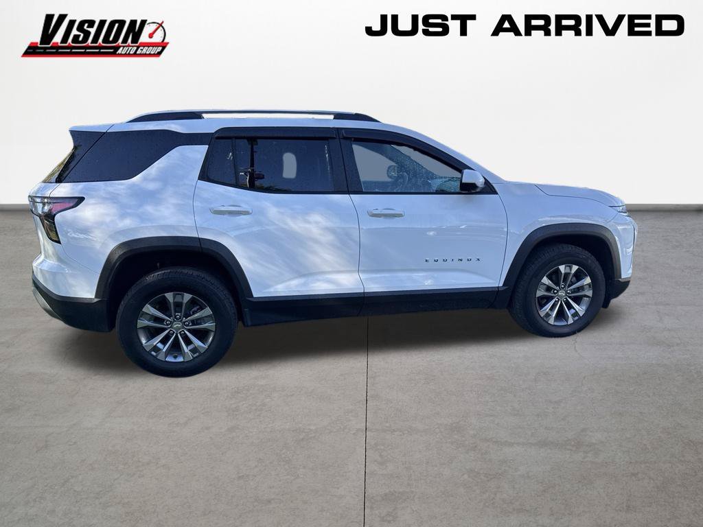 Used 2025 White Chevrolet LT image 6